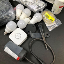 Load image into Gallery viewer, LOT OF BROKEN NON WORKING NOT TEST SMART HOME LIGHTS BULBS ELECTRONICS FOR PARTS