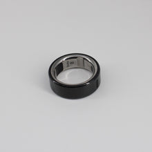 Load image into Gallery viewer, Oura Ring 4 (Oura Ring Gen 4) Fitness Ring - Black - Size 8