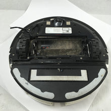 Load image into Gallery viewer, Roborock S8 Plus-WHT Wi-Fi Connected Robot Vacuum and Mop (READ!)
