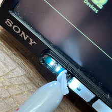 Load image into Gallery viewer, Sony XAV‑AX4000 – 7" Touchscreen Media Receiver (READ!)