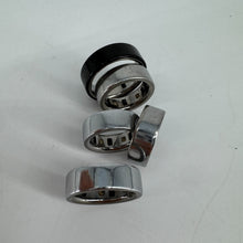 Load image into Gallery viewer, Lot of 5 Oura Ring 4 Smart Rings Mixed Sizes - For Parts Only