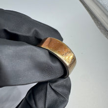 Load image into Gallery viewer, Oura Ring Gen 4 Size 8 Rose Gold & Charging Base