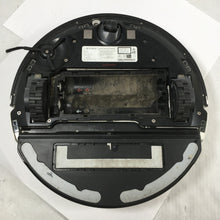 Load image into Gallery viewer, Roborock S8 Plus-WHT Wi-Fi Connected Robot Vacuum and Mop (READ!)