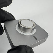 Load image into Gallery viewer, Oura Ring 4 Smart Ring Size 7 - Silver w/ Charging Station