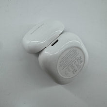 Load image into Gallery viewer, Samsung Galaxy Buds 2 SM-R177 Wireless Bluetooth Earbuds w/ Case White & White