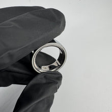 Load image into Gallery viewer, Oura Ring 4 Smart Ring Size 8 - Silver