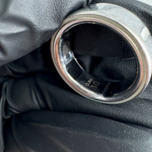 Load image into Gallery viewer, Oura Ring Gen 4 Size 10 Silver & Charging Base