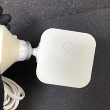 Load image into Gallery viewer, Ring 5L5C4T Spotlight Security Camera Plugged-In HD Wired - White