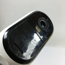 Load image into Gallery viewer, Arlo Essential (2nd Generation) VMC3050 2K Outdoor Camera (w/mountings)