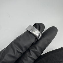 Load image into Gallery viewer, Oura Ring 4 Smart Ring Size 8 - Silver