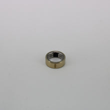 Load image into Gallery viewer, Oura Ring 4 Smart Ring Size 6 - Gold