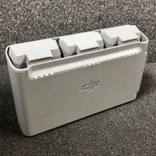 Load image into Gallery viewer, DJI Mini 2 Two-Way Charging Hub CHX161 w/ 3 BWX161-2250-7.7 Batteries