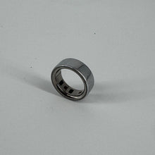 Load image into Gallery viewer, Oura Ring 4 Smart Ring Size 7 - Silver