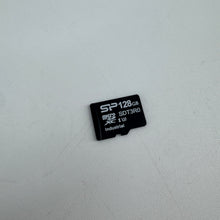 Load image into Gallery viewer, Insta 360 X5 8K 360 Action Camera w/ 128GB SD Card