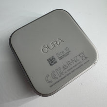 Load image into Gallery viewer, Oura Ring Gen 4 Size 10 Silver & Charging Base