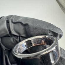 Load image into Gallery viewer, Oura Ring Gen 4 Size 12 Black & Charging Base