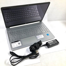 Load image into Gallery viewer, HP 15-DY2702DX | INTEL CORE I3-1115G4 3.00GHZ | 256GB | 8GB | COSMETIC CONDITION