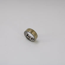 Load image into Gallery viewer, Oura Ring Gen 4 Size 8 - Gold