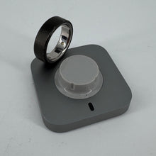 Load image into Gallery viewer, Oura Ring Gen 4 Size 13 Stealth & Charging Base