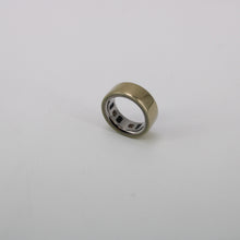 Load image into Gallery viewer, Oura Ring 4 Smart Ring Size 6 - Gold