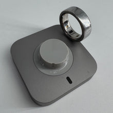 Load image into Gallery viewer, Oura Ring Gen 4 Size 10 Silver & Charging Base