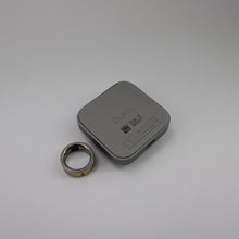 Load image into Gallery viewer, Oura Ring 4 Smart Ring Size 6 - Gold