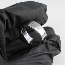 Load image into Gallery viewer, Oura Ring 4 Smart Activity Tracker Size 12 - Silver