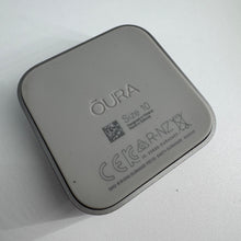 Load image into Gallery viewer, Oura Ring Gen 4 Size 10 Brushed Silver & Charging Base
