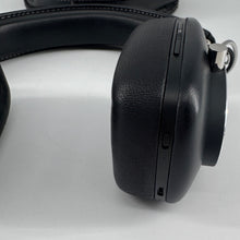 Load image into Gallery viewer, Bowers & Wilkins P7 Wireless Headphones - Tested Working