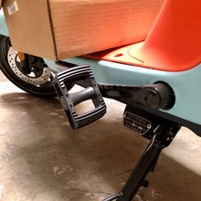 Load image into Gallery viewer, Segway C80 e-Moped Scooter - BLUEORANGE *FREE LOCAL PICKUP*
