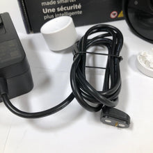 Load image into Gallery viewer, Philips Hue Battery Camera Black
