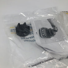 Load image into Gallery viewer, x2 OEM Whirlpool KitchenAid WP9704230 Replacement Parts Blender Drive Coupling
