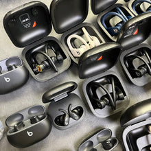 Load image into Gallery viewer, Samsung Buds and Different Brands LOT of 30 (FOR PARTS!)
