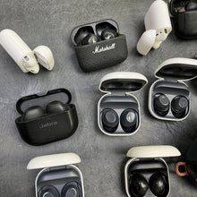 Load image into Gallery viewer, Samsung Buds and Different Brands LOT of 30 (FOR PARTS!)
