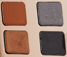 Load image into Gallery viewer, Bloomingdale´s Queen of Shade Eyeshadow Palette (10 shades) Brains &amp; Bronze 02
