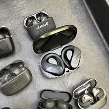 Load image into Gallery viewer, Samsung Buds and Different Brands LOT of 30 (FOR PARTS!)

