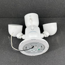Load image into Gallery viewer, Google GPLE9 Outdoor Weatherproof Floodlight IP Camera 1080p White, Wired
