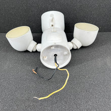 Load image into Gallery viewer, Google GPLE9 Outdoor Weatherproof Floodlight IP Camera 1080p White Wired (READ!)
