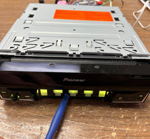 Load image into Gallery viewer, Pioneer AVH-3500NEX 7'' Multimedia DVD Receiver (FOR PARTS!)
