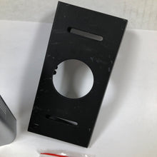 Load image into Gallery viewer, Ring Video Doorbell 4 5D22E9 1080p HD With Battery &amp; Mounting Hardware
