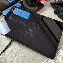 Load image into Gallery viewer, LOT OF DEFECTIVE GARMIN NAVIGATION DEVICES

