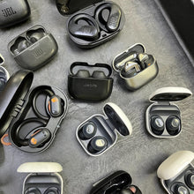 Load image into Gallery viewer, Samsung Buds and Different Brands LOT of 30 (FOR PARTS!)
