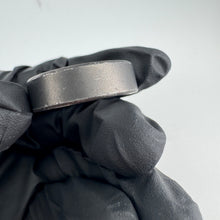 Load image into Gallery viewer, Oura Ring Gen 4 Size 13 Stealth &amp; Charging Base
