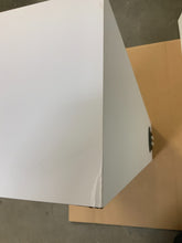 Load image into Gallery viewer, Bowers &amp; Wilkins 603 S2 Anniversary Edition Floor-standing speaker (White)
