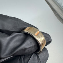 Load image into Gallery viewer, Oura Ring Gen 4 Size 8 Rose Gold &amp; Charging Base
