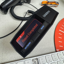 Load image into Gallery viewer, Uniden R8 Radar Detector - Black

