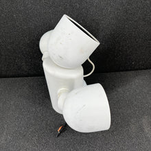 Load image into Gallery viewer, Google GPLE9 Outdoor Weatherproof Floodlight IP Camera 1080p White Wired (READ!)
