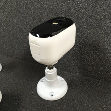 Load image into Gallery viewer, Arlo Essential (2nd Generation) VMC3050 2K Outdoor Camera (w/mountings)
