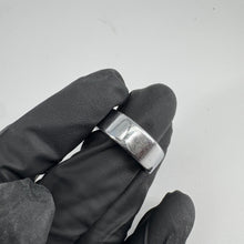Load image into Gallery viewer, Oura Ring 4 Smart Ring Size 9 - Silver
