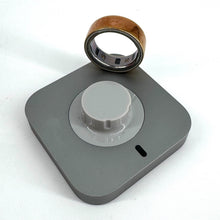 Load image into Gallery viewer, Oura Ring Gen 4 Size 8 Rose Gold &amp; Charging Base
